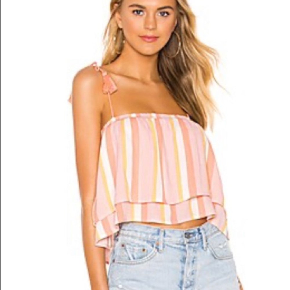 NWT- BB Dakota Tassels in the Sand Top